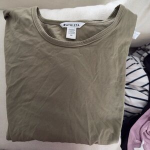 Athleta essential tee